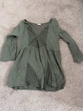 Hollister Olive Crinkle V-Neck Tunic
